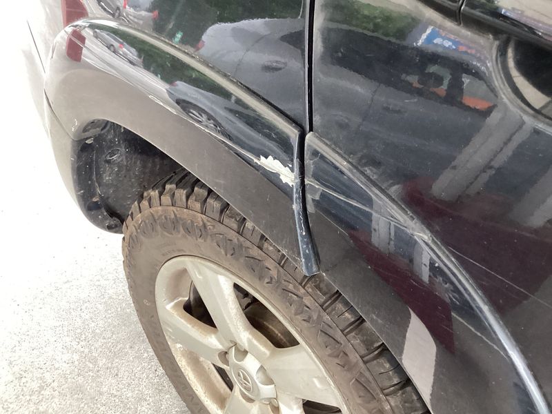 Toyota RAV 4 2.2 D-CAT Sol 2006 – снимка 24