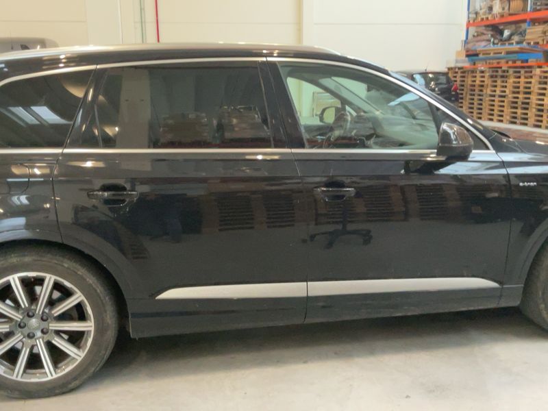 Audi Q7 3.0 TDI e-tron quattro 2018 – снимка 10