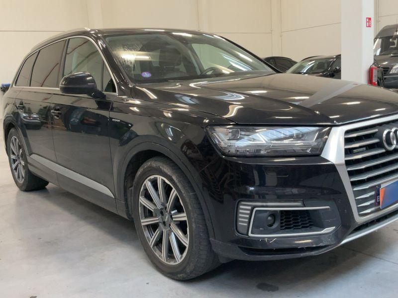 Audi Q7 3.0 TDI e-tron quattro 2018 – снимка 12
