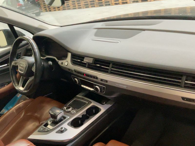 Audi Q7 3.0 TDI e-tron quattro 2018 – снимка 17