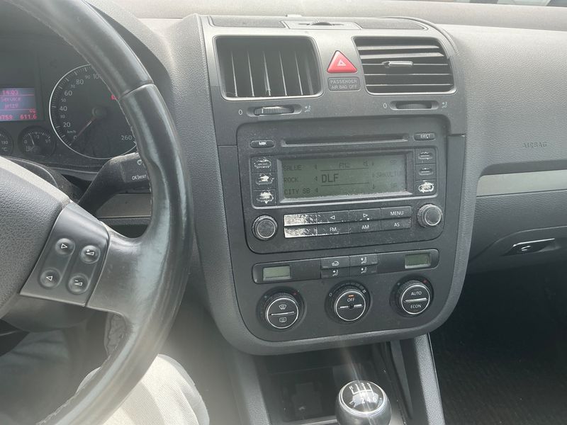 Volkswagen Golf V 2.0 FSI Comfortline 2004 – снимка 3
