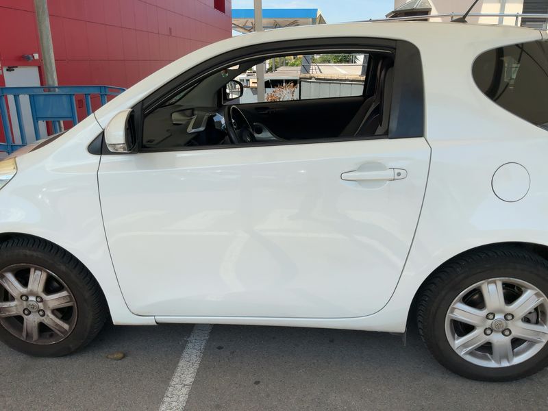 Toyota iQ 1.0 VVT-i IQ2 2010 – снимка 4