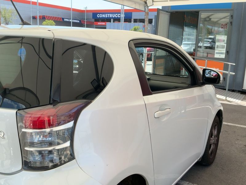 Toyota iQ 1.0 VVT-i IQ2 2010 – снимка 8