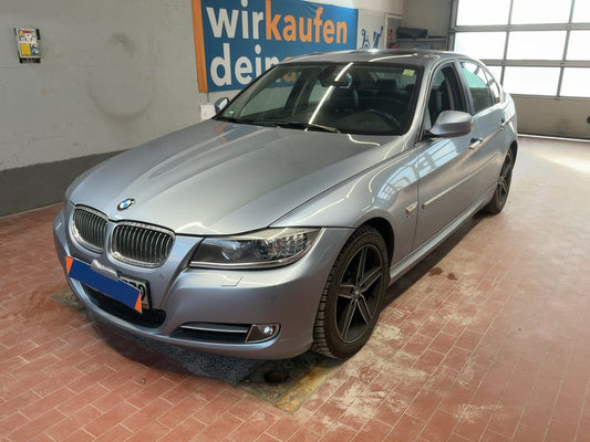 BMW 3er 335i xDrive 2010 – снимка 1