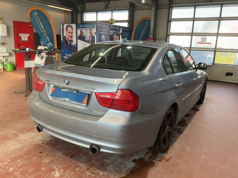 BMW 3er 335i xDrive 2010 – снимка 8