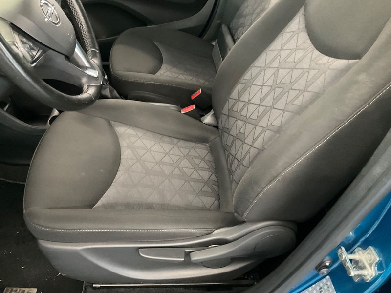 Opel Karl 1.0 120 Jahre 2019 – снимка 33