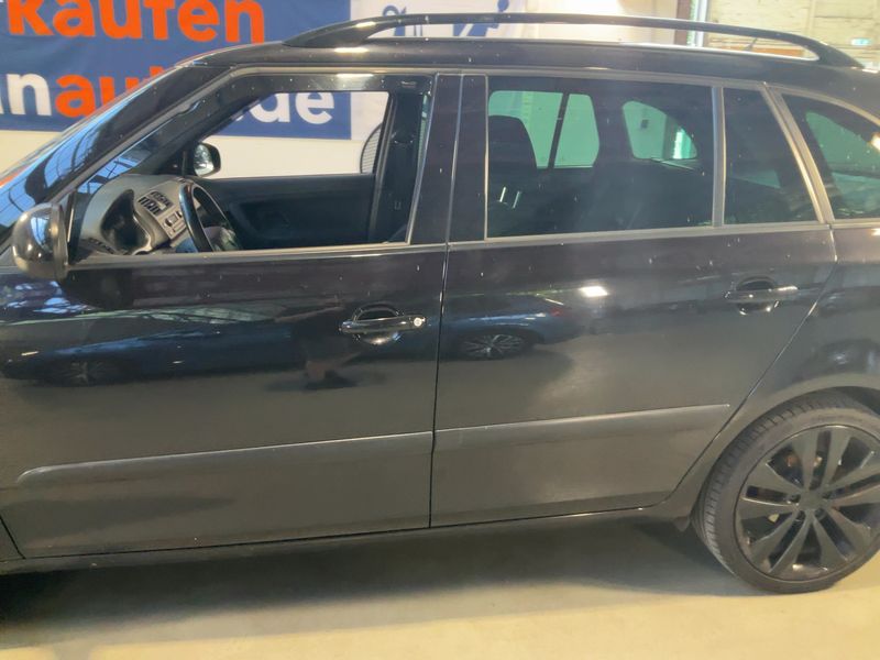 Skoda Fabia 1.4 TSI RS 2010 – снимка 4