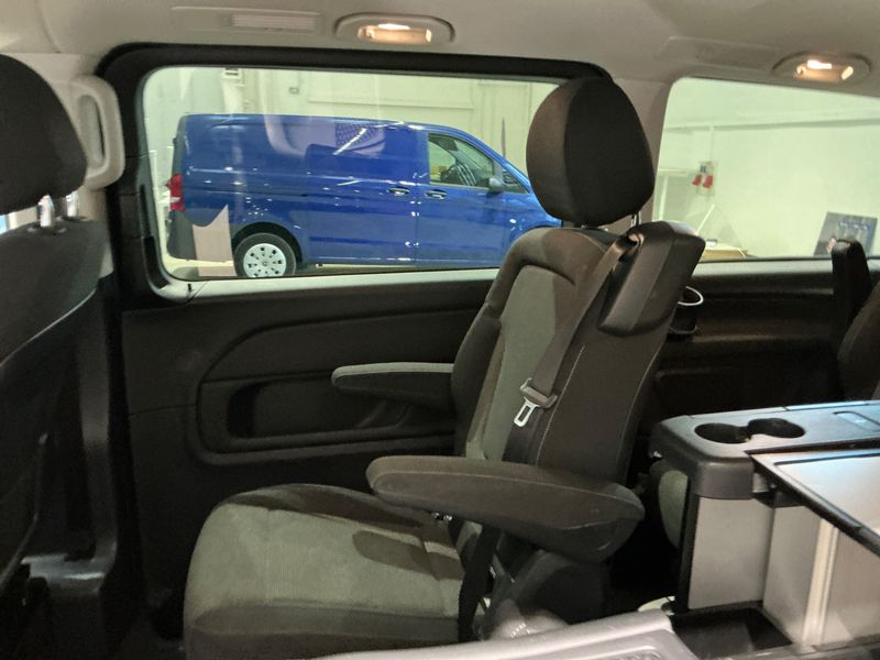 Mercedes-Benz V-Klasse V 250 d lang BlueTEC Edition 2018 – снимка 25