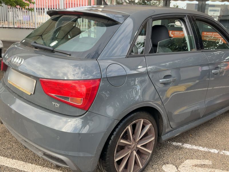 Audi A1 Sportback 1.4 TDI Attraction 2016 – снимка 8
