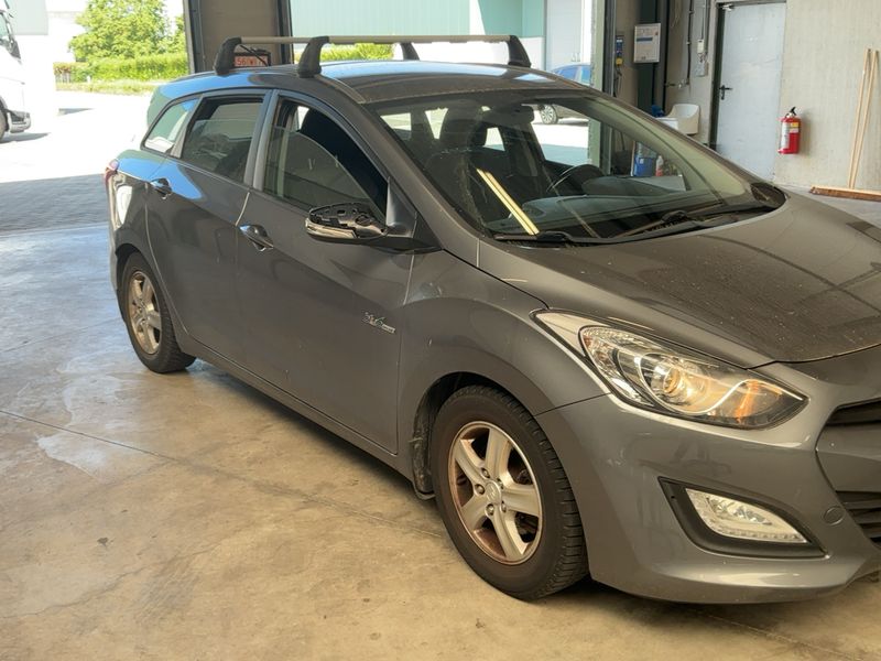 Hyundai i30 1.6 GDI Style 2014 – снимка 12