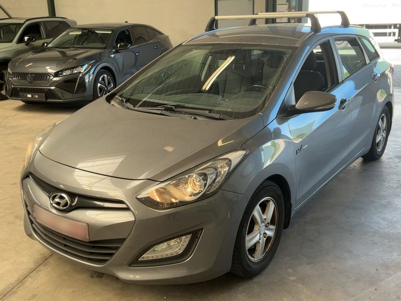 Hyundai i30 1.6 GDI Style 2014 – снимка 1
