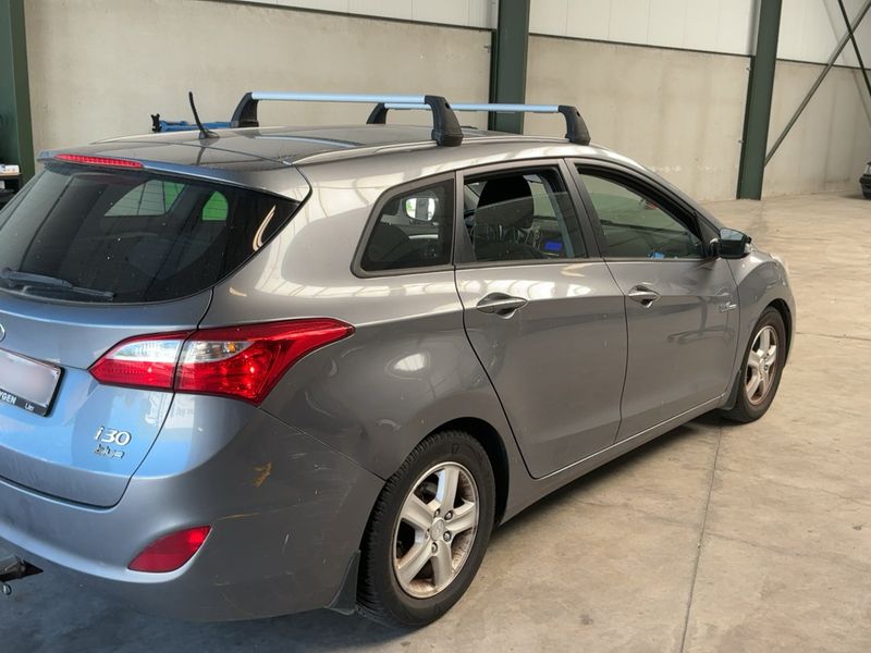 Hyundai i30 1.6 GDI Style 2014 – снимка 8