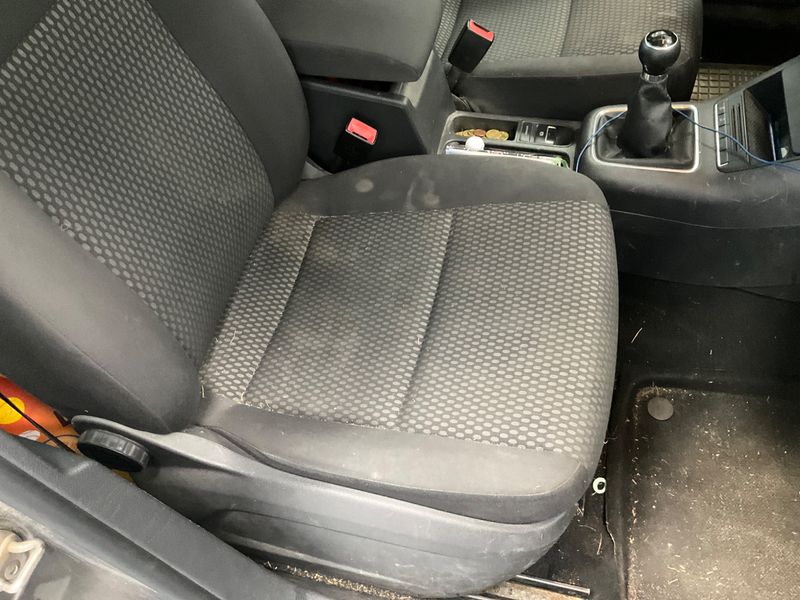 Volkswagen Tiguan 2.0 TDI BlueMotion Tech 2011 – снимка 24