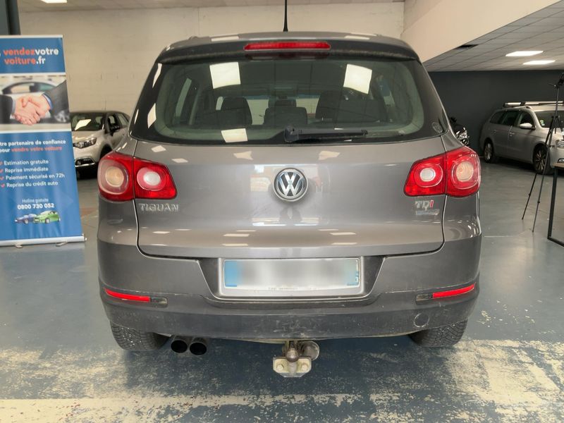 Volkswagen Tiguan 2.0 TDI BlueMotion Tech 2011 – снимка на щета 7