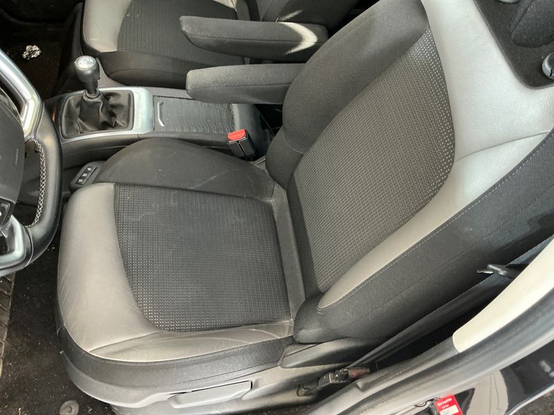 Citroen C4 Grand Picasso 1.2 PureTech Exclusive 2016 – снимка 26