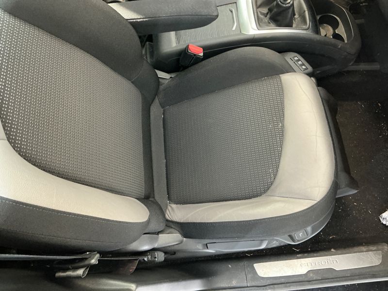 Citroen C4 Grand Picasso 1.2 PureTech Exclusive 2016 – снимка 30