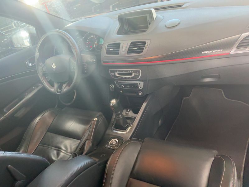 Renault Megane 2.0 TCe GT 2013 – снимка 17