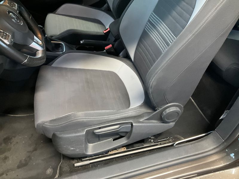Volkswagen Scirocco 2.0 TSI Life 2014 – снимка 28