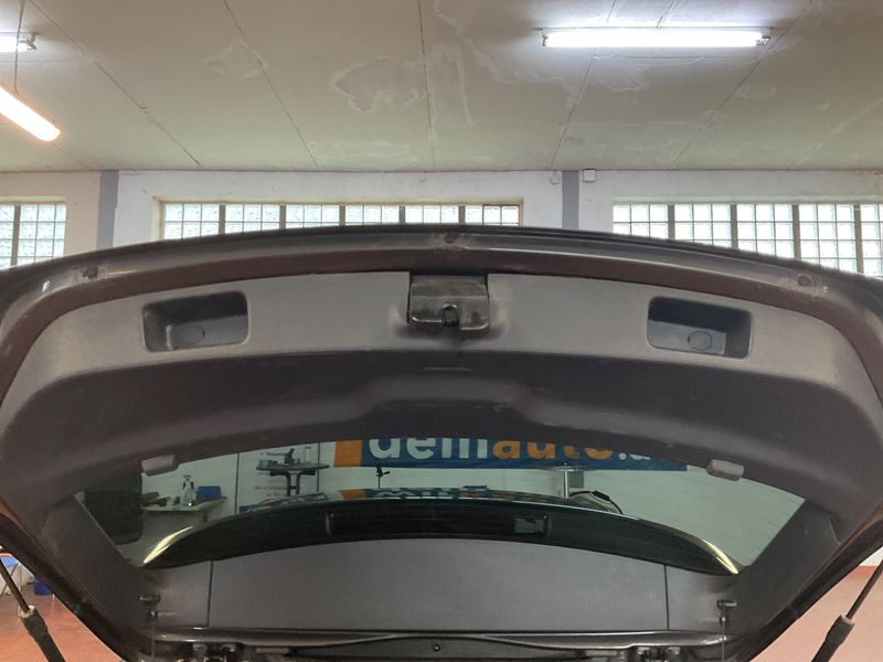 Volkswagen Scirocco 2.0 TSI Life 2014 – снимка 32
