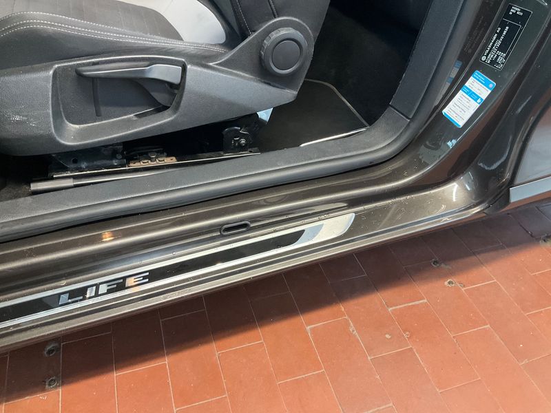 Volkswagen Scirocco 2.0 TSI Life 2014 – снимка 27
