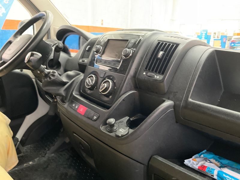 Peugeot Boxer 2.2 Blue-HDi 330 L1H1 140 Start&Stop 2021 – снимка 35