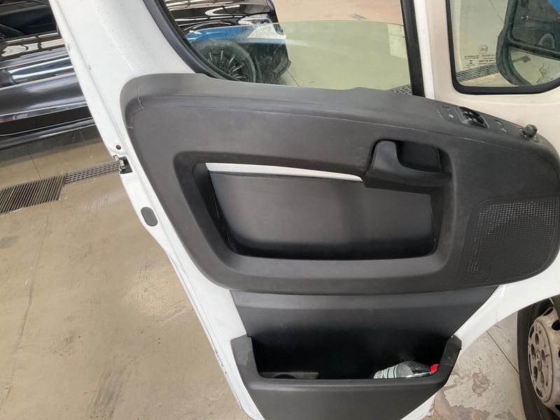 Peugeot Boxer 2.2 Blue-HDi 330 L1H1 140 Start&Stop 2021 – снимка 36