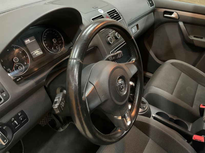 Volkswagen Touran 1.4 TSI Comfortline 2012 – снимка 26