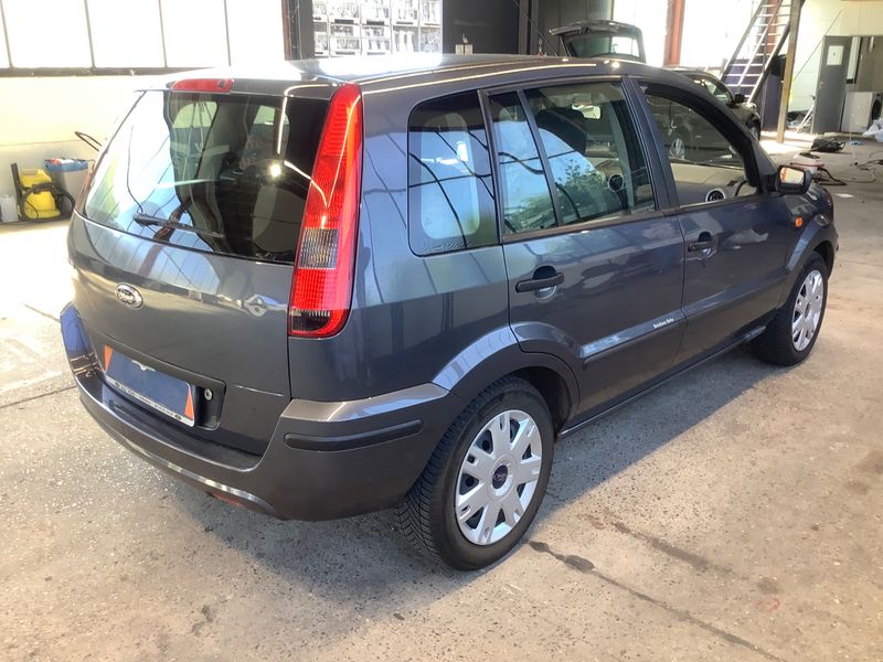 Ford Fusion 1.6 Trend 2003 – снимка 2