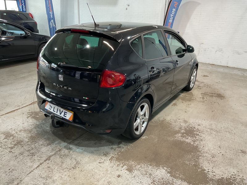 Seat Altea 1.2 TSI Style Copa Ecomotive 2012 – снимка 2