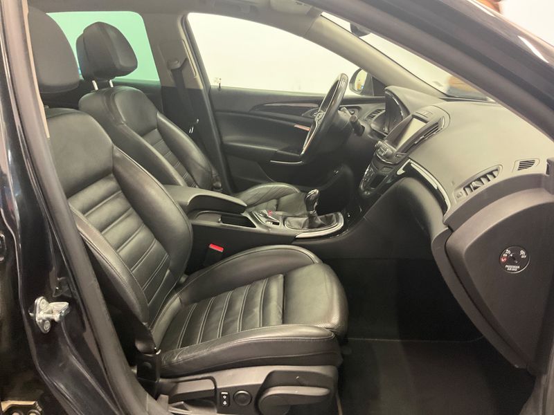 Opel Insignia Sports Tourer 2.0 CDTI Cosmo Pack 2014 – снимка 3