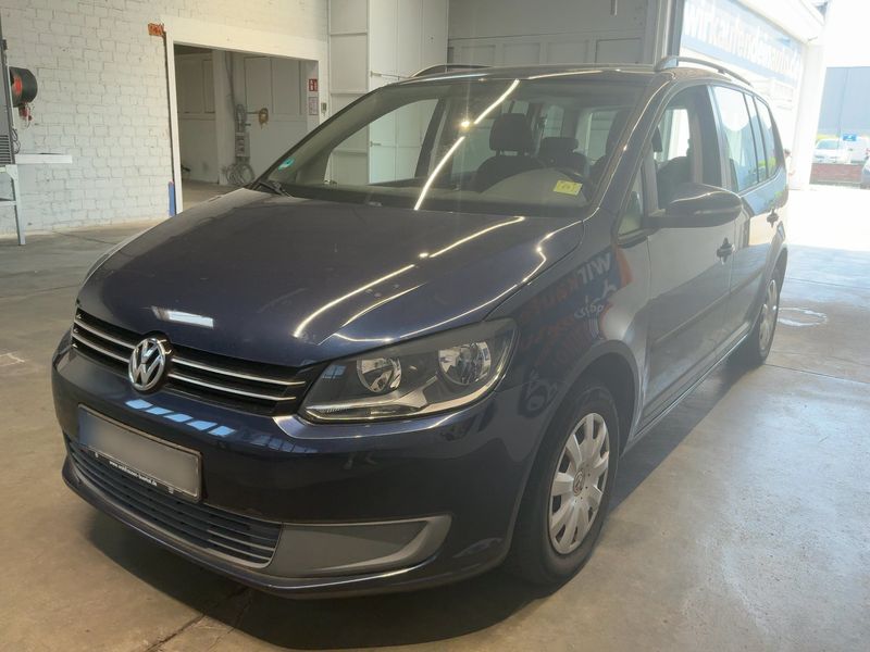 Volkswagen Touran 1.2 TSI Trendline BlueMotion Tech 2012 – снимка 1