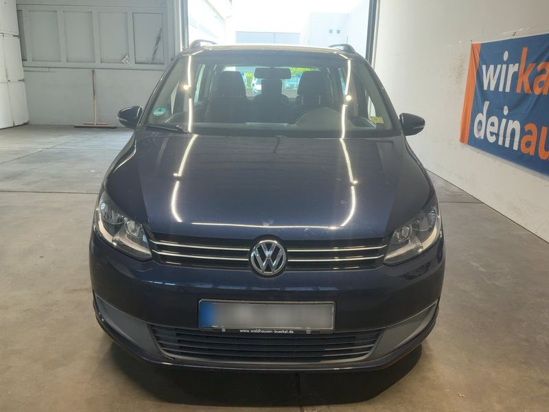 Volkswagen Touran 1.2 TSI Trendline BlueMotion Tech 2012 – снимка 14