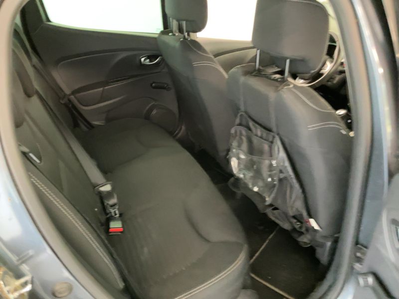 Renault Clio 1.2 Limited 2017 – снимка 19