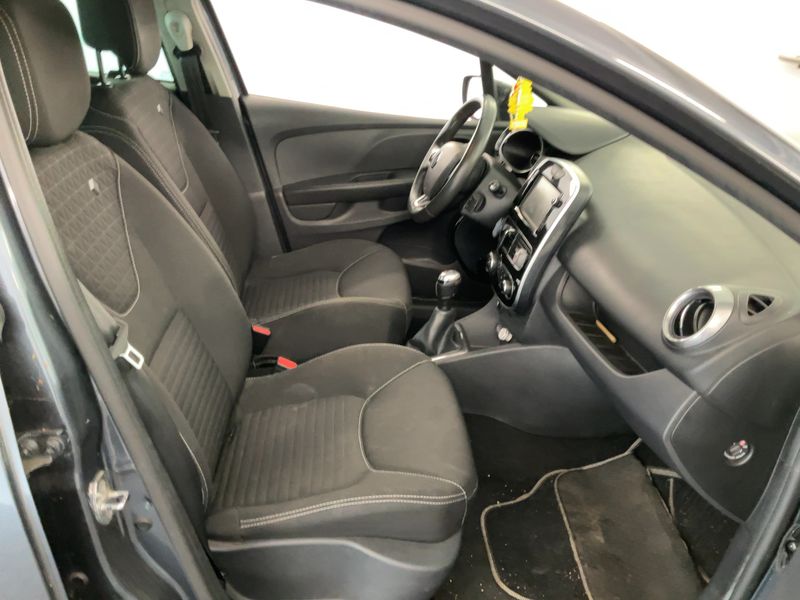 Renault Clio 1.2 Limited 2017 – снимка 16