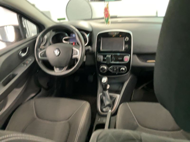Renault Clio 1.2 Limited 2017 – снимка 17