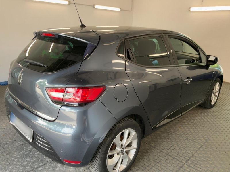 Renault Clio 1.2 Limited 2017 – снимка 8