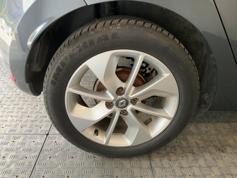 Renault Clio 1.2 Limited 2017 – снимка 9