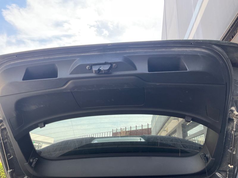 Peugeot 308 1.2 Mild-Hybrid Allure 2025 – снимка 22