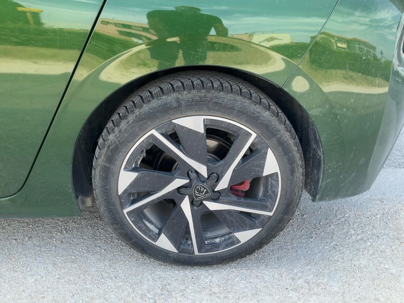 Peugeot 308 1.2 Mild-Hybrid Allure 2025 – снимка 5