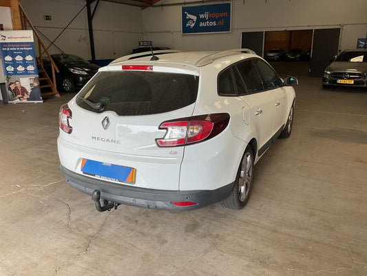 Renault Megane 1.4 TCe Dynamique 2010 – снимка 2