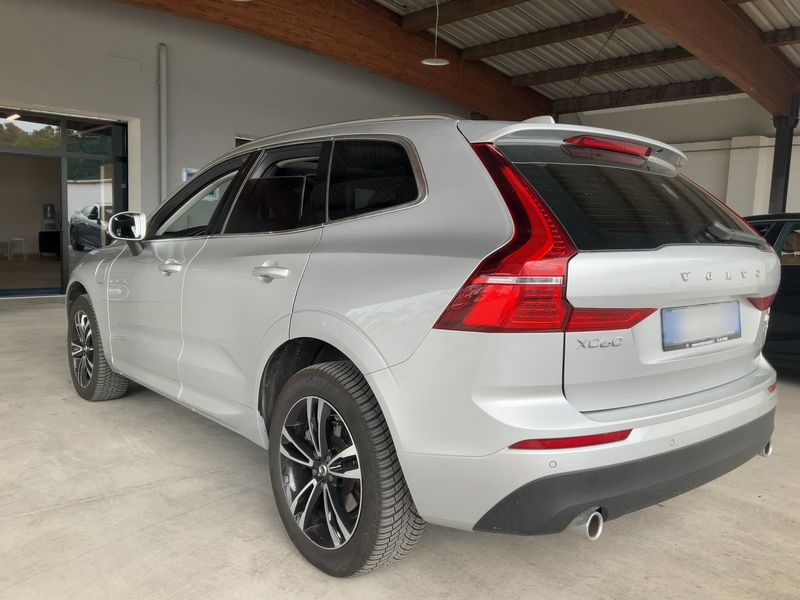 Volvo XC60 2.0 T8 Plug-in Hybrid Business AWD 2019 – снимка 6