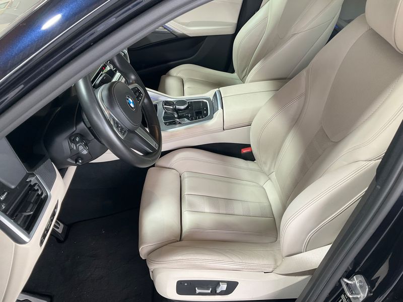 Volvo XC60 2.0 T8 Plug-in Hybrid Business AWD 2019 – снимка 22