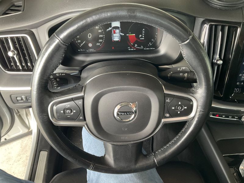 Volvo XC60 2.0 T8 Plug-in Hybrid Business AWD 2019 – снимка 23