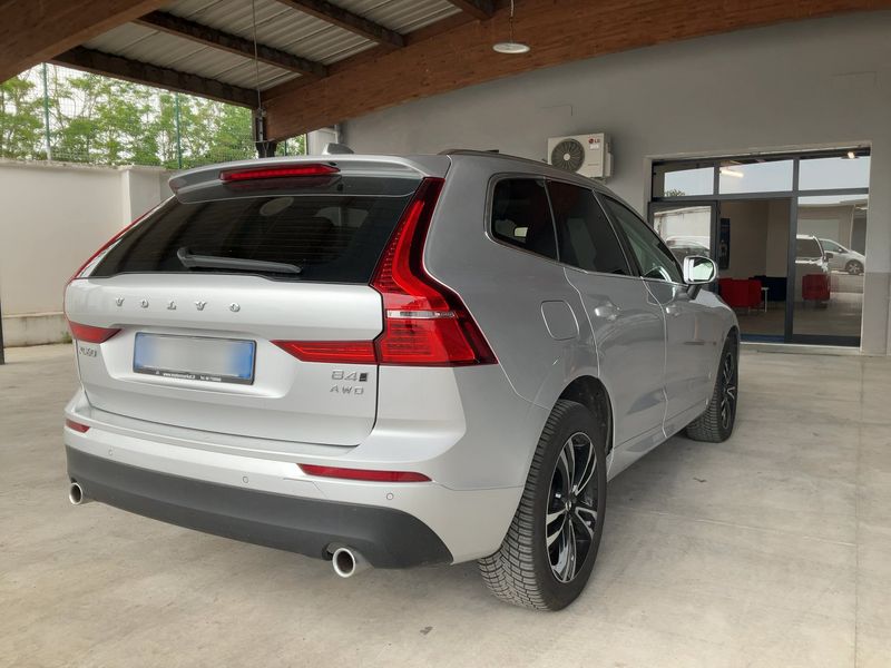 Volvo XC60 2.0 T8 Plug-in Hybrid Business AWD 2019 – снимка 8