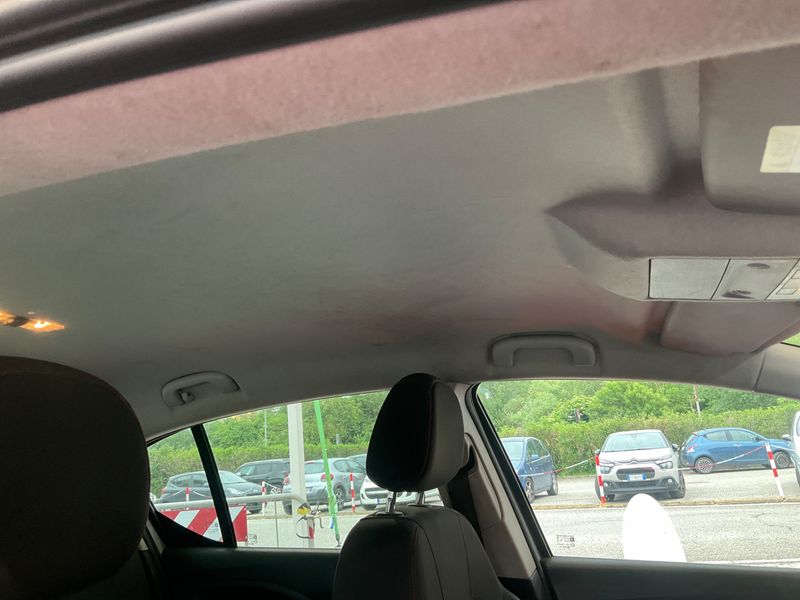 Opel Corsa 1.4 LPG Black Edition 2018 – снимка 33