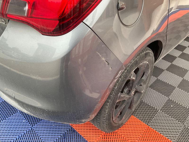 Opel Corsa 1.4 LPG Black Edition 2018 – снимка 35