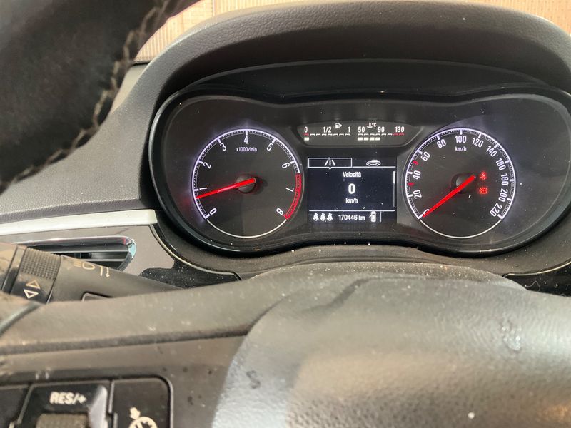 Opel Corsa 1.4 LPG Black Edition 2018 – снимка 18