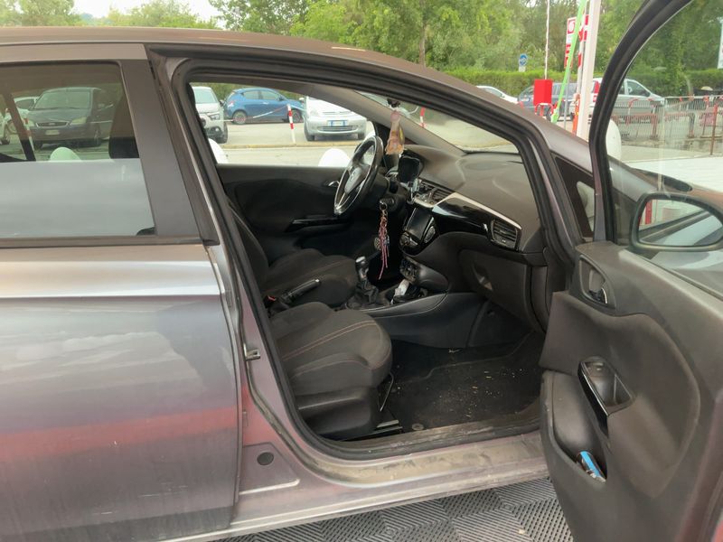 Opel Corsa 1.4 LPG Black Edition 2018 – снимка 16
