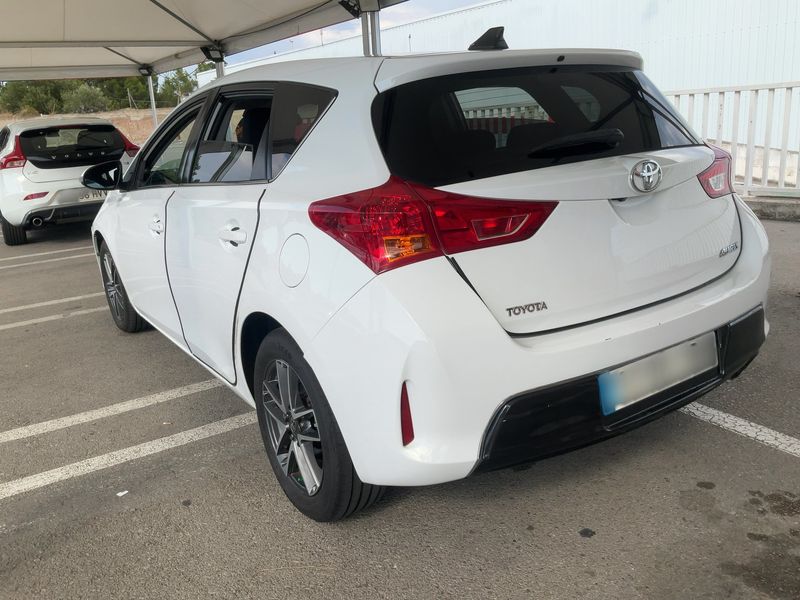 Toyota Auris 2.0 D-4D Active 2014 – снимка 6