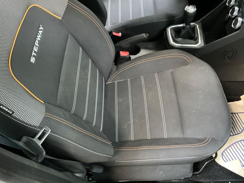Dacia Sandero 1.0 TCe LPG Stepway Comfort 2021 – снимка 27